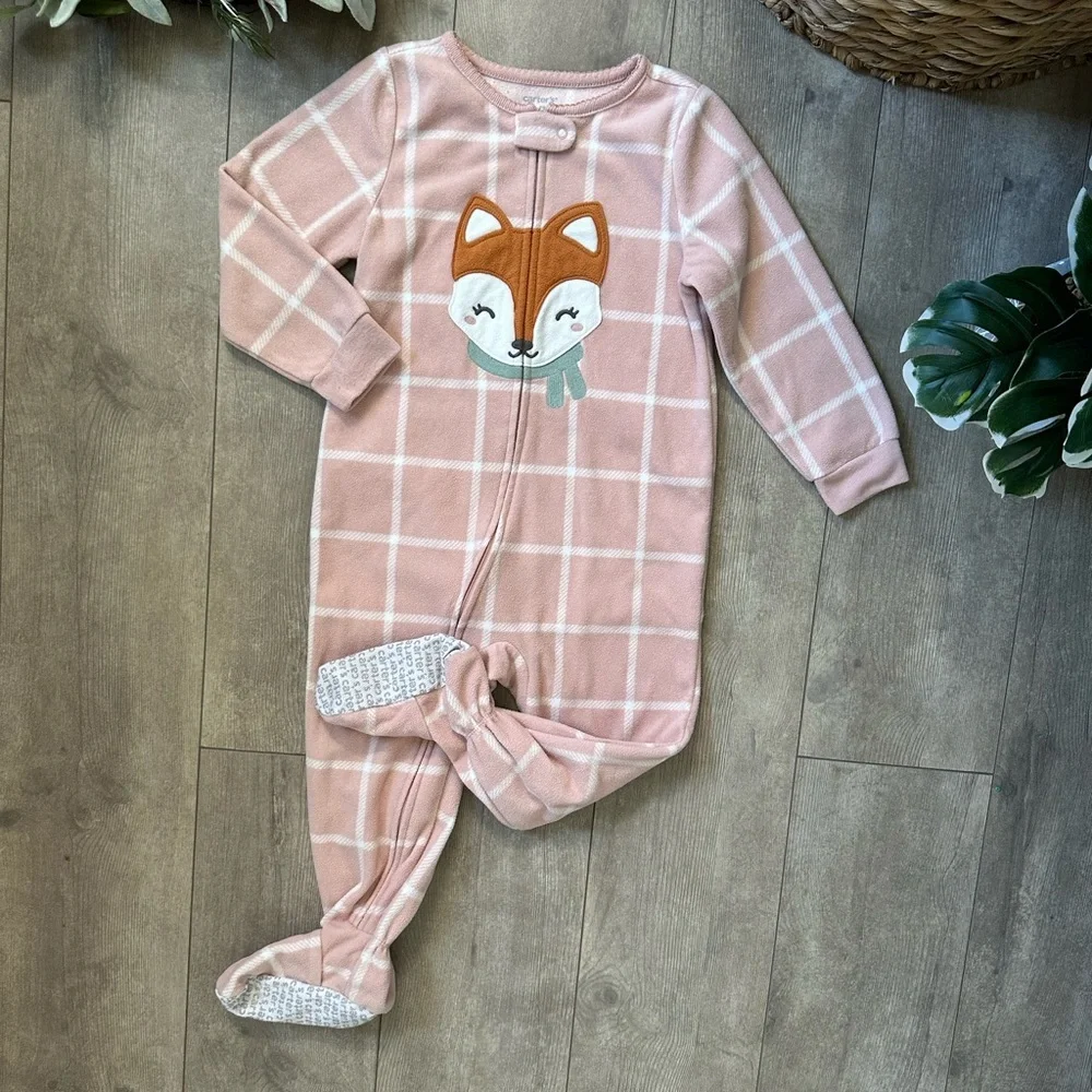 Carter’s 2T Girl Full Zip Footie Fox Pajamas Cozy toddler Excellent condition